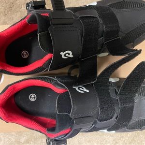 Peloton cycling shoes size 40